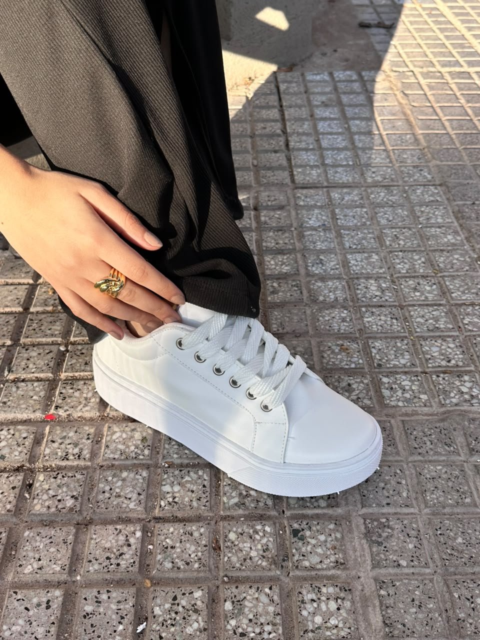 zapas off withe