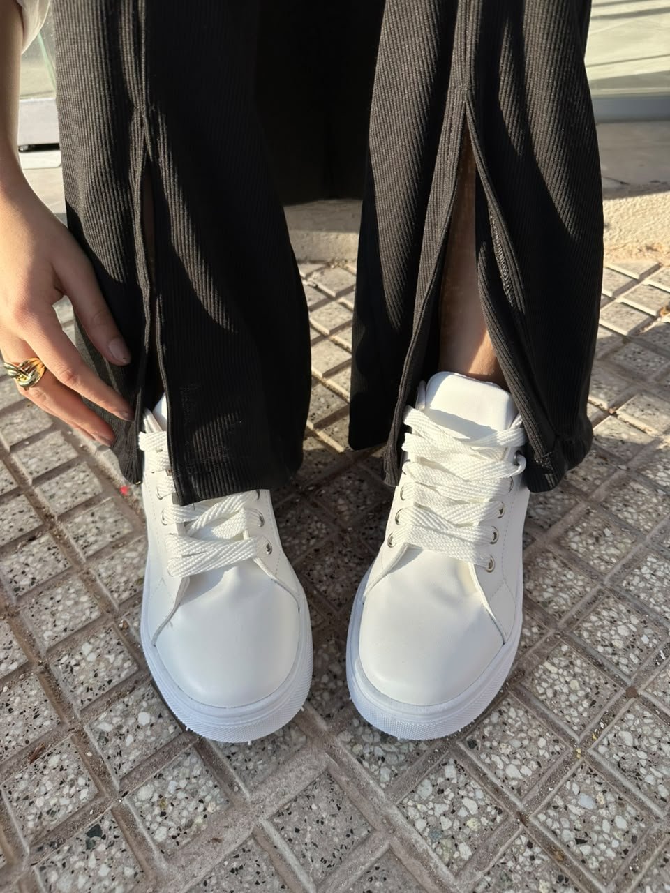 zapas off withe